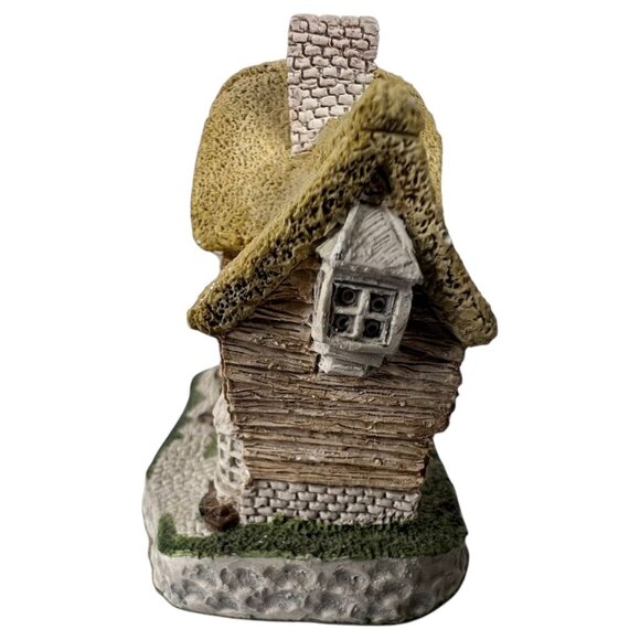 David Winter Cottages The Village Shop 1982 John Hine Studios Box COA Britain - Picture 7 of 12